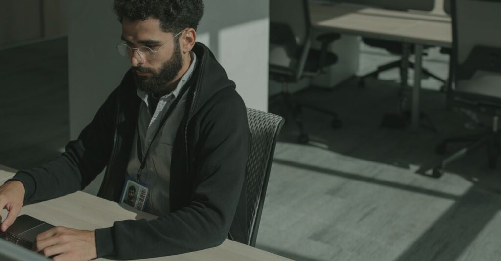 employee leaving office laptop data