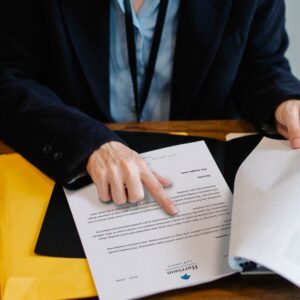 Furto di segreti commerciali tra aziende: come difendersi