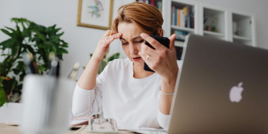 Finto finanziere: la truffa agli anziani e come difendersi Finto finanziere: la truffa agli anziani e come difendersi
